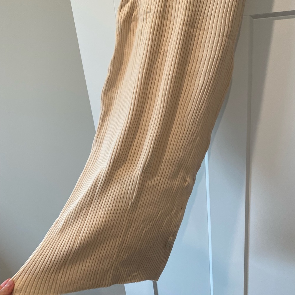 Midi Dress - Picture 2 of 4